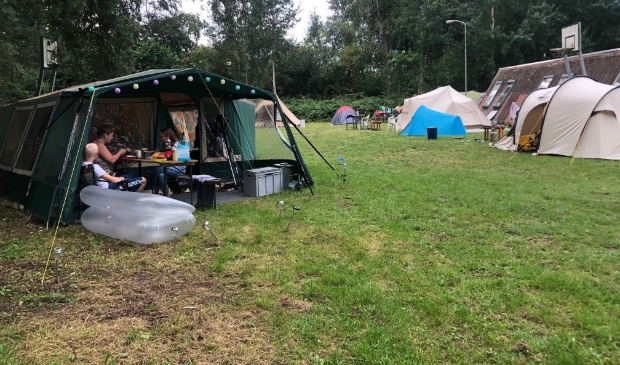 <p> Stichting Wiel kan nog tenten en andere kampeerspullen gebruiken. </p>