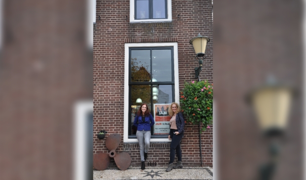 Astrid en Jantine, oprichters van JAM.