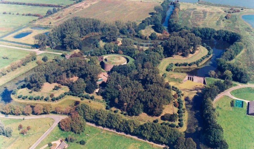 <p>• Fort Everdingen, sinds 2015 in gebruik als bierfort. </p>