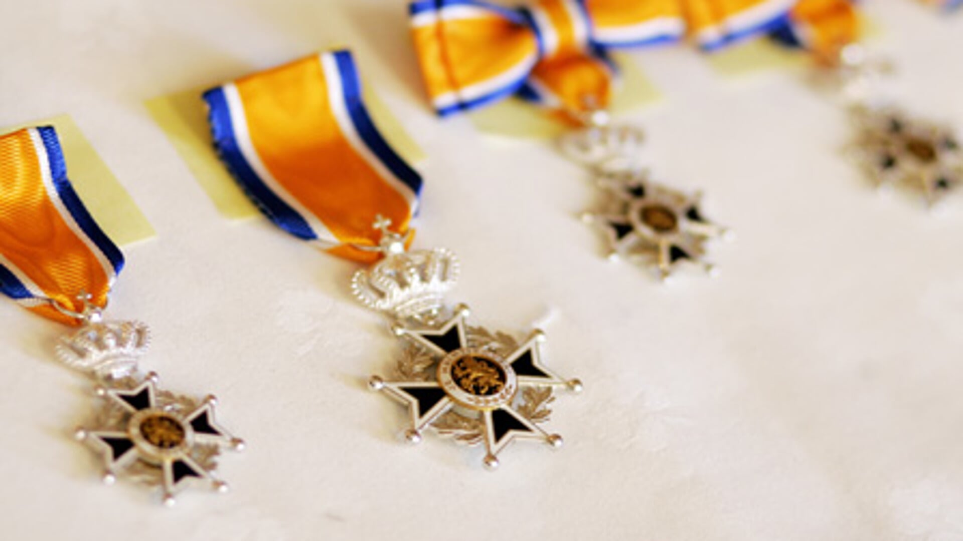 • Dit jaar kregen 22 inwoners van Vijfheerenlanden een Koninklijke onderscheiding.