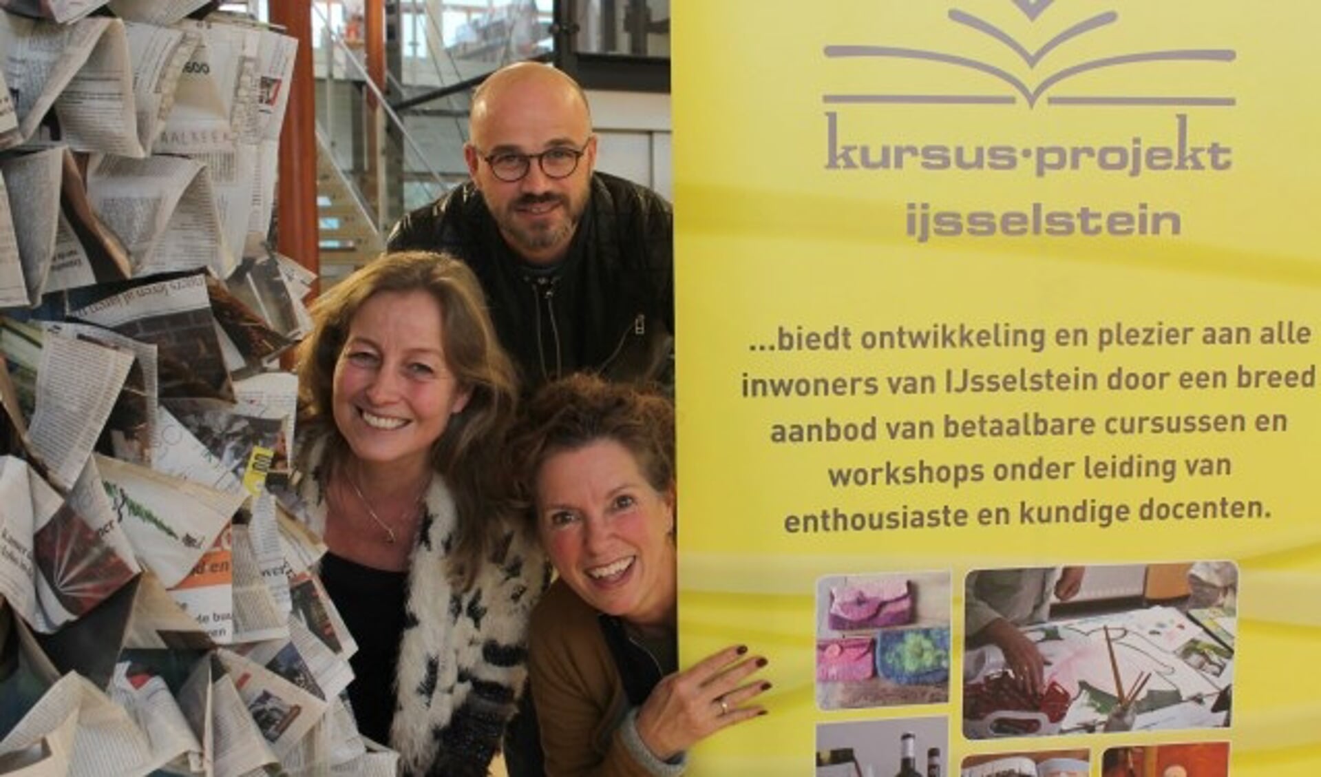 Ingrid de Bruijn, Hanno Mook en Ghita van der Kraan zorgen met hun collega's voor dynamiek en een wisselnd aanbod van cursussen door de KPIJ. FOTO: Lysette Verwegen