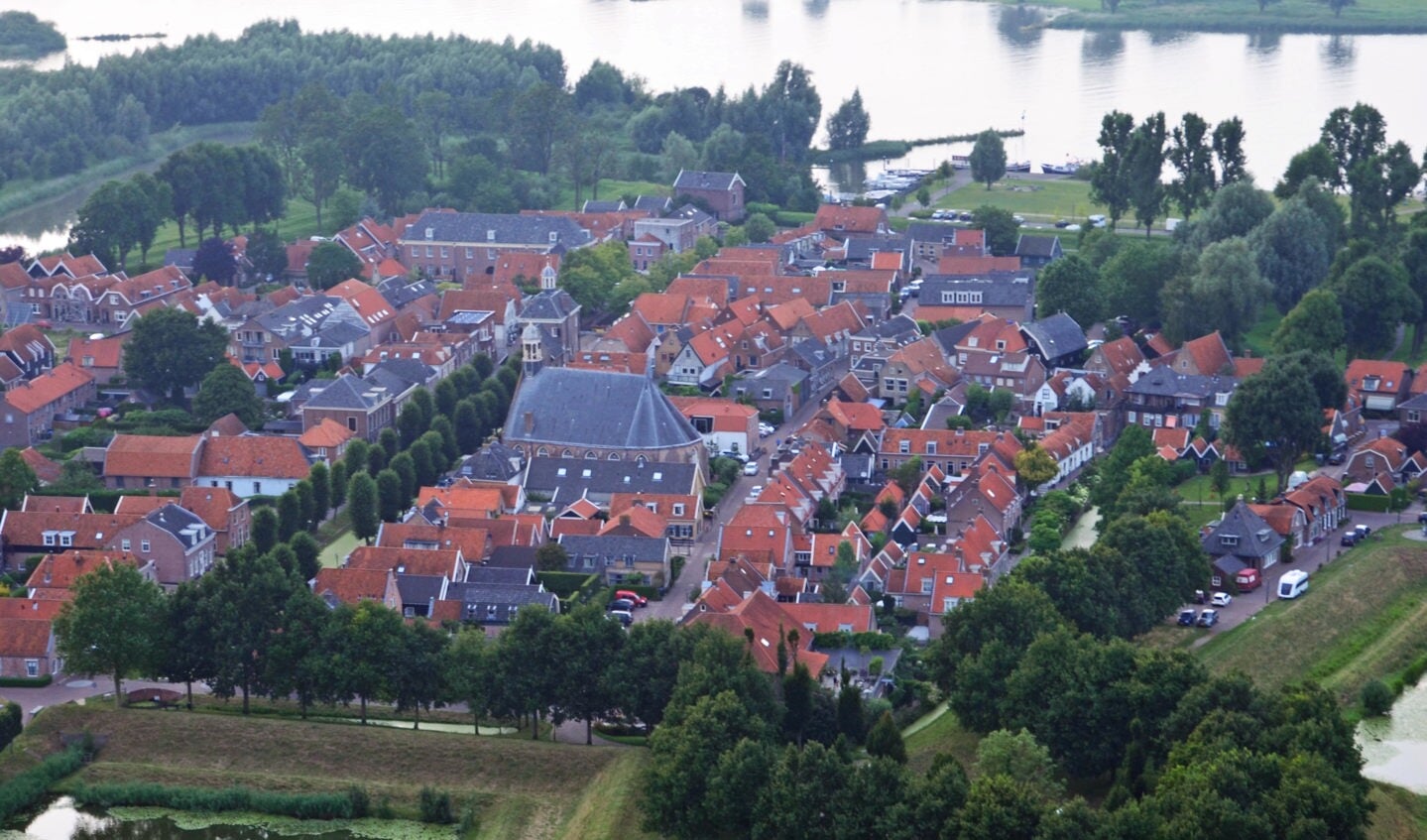 Vestingstad Nieuwpoort vanuit de lucht.