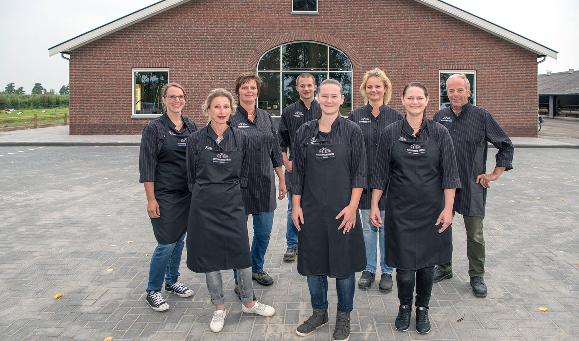 • Het team van Vleesboerderij Barten.