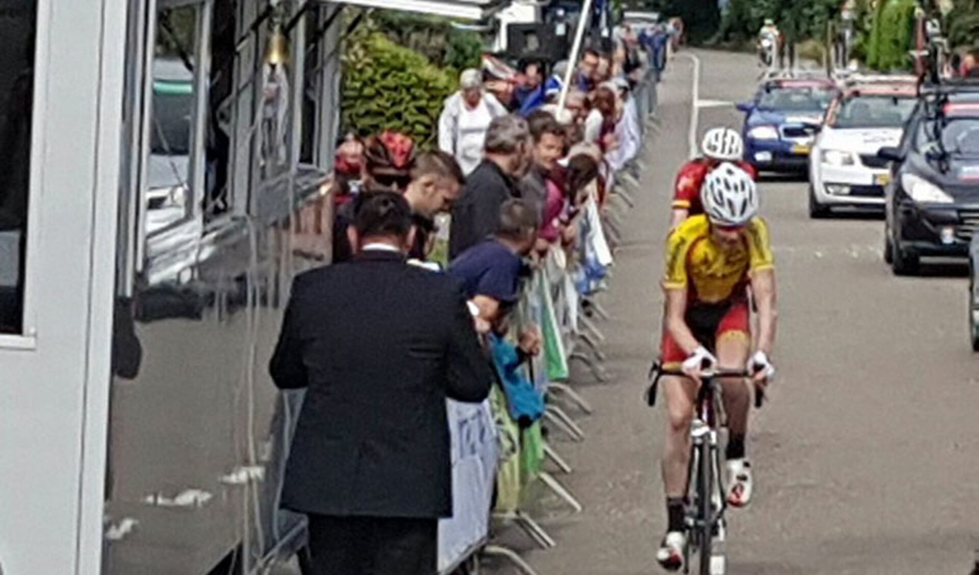 • Jens van den Dool werd zesde in de Valkenburg Klim Classic. (foto: Annette van den Dool)