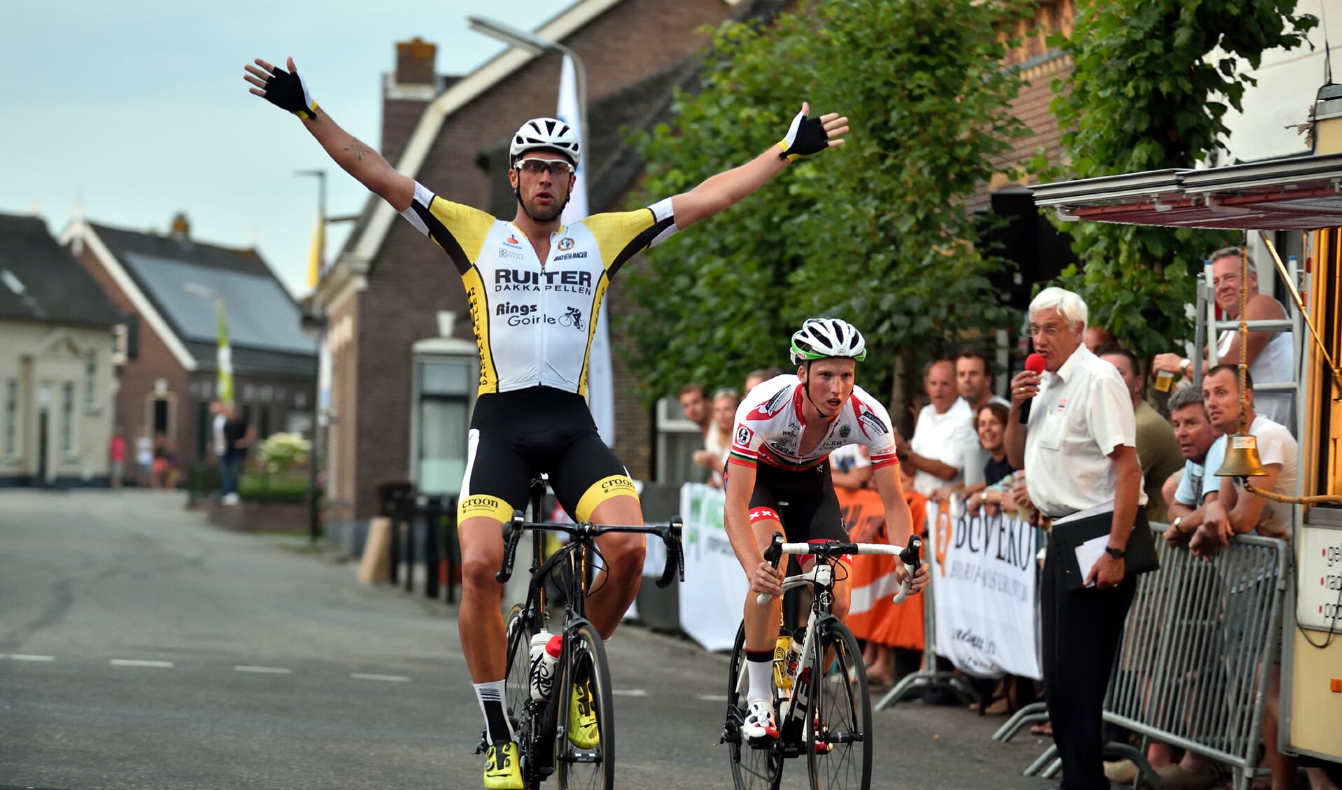 • De Ronde van Noordeloos werd in 2015 gewonnen door Mitchell Huenders. (foto: Jan de Bruin)