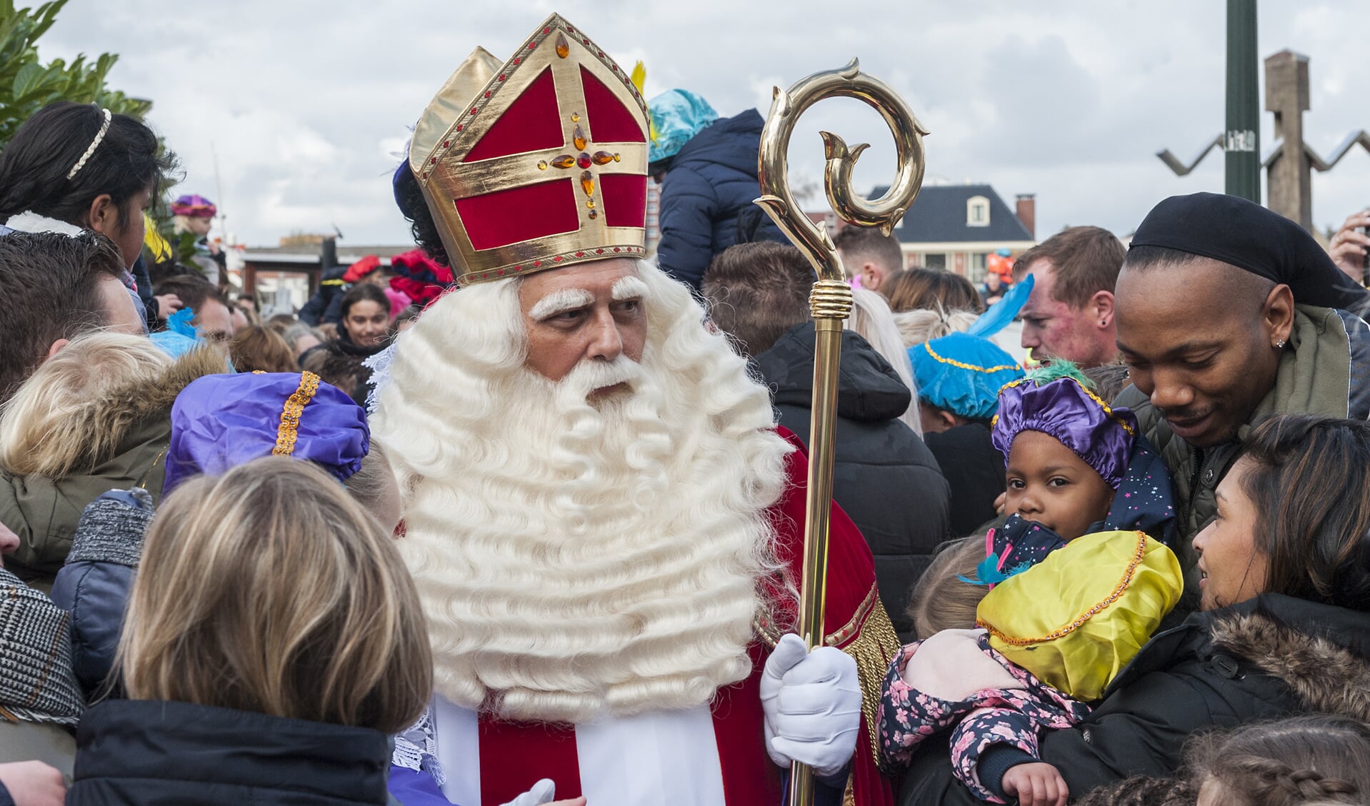 • Aankomst van Sinterklaas in Krimpen aan den IJssel.