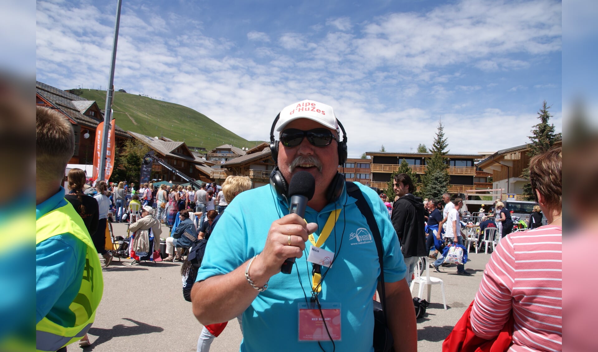 • Nico Dullaart tijdens een eerdere editie van Alpe d'HuZes.