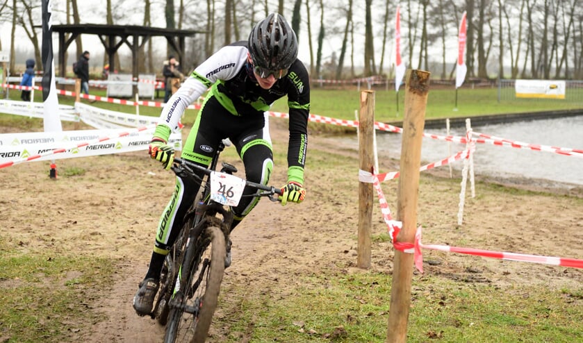 • Ruben van der Stelt in actie in Hoornaar.