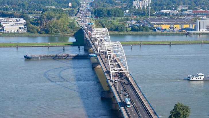 De Merwedebrug bij Gorinchem wordt vervangen.