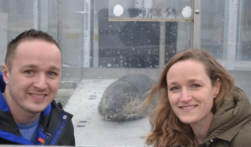 Vincent en zijn zus Mandy leverden inmiddels al 200 handdoeken af bij de zeehondenopvang,