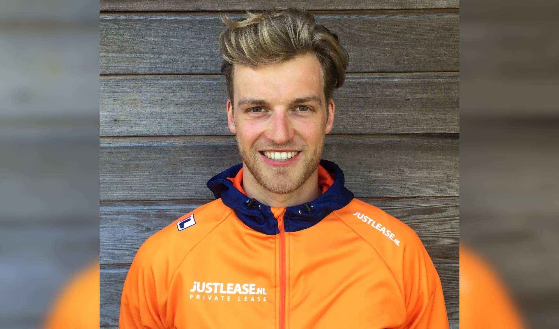• Aron Romeijn schaatst komend seizoen voor Team Justlease.nl.