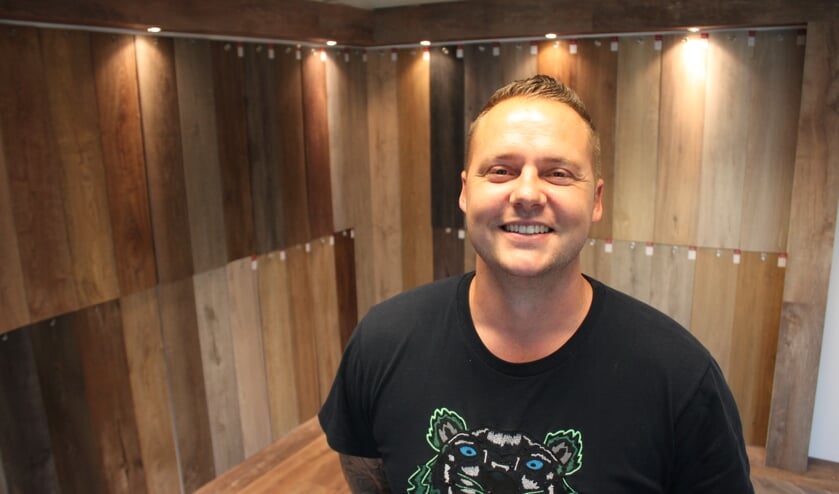 • Patrick van Waas in zijn winkel/showroom.
