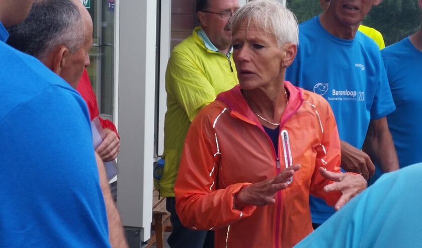 • Carla Ophorst legt uit.