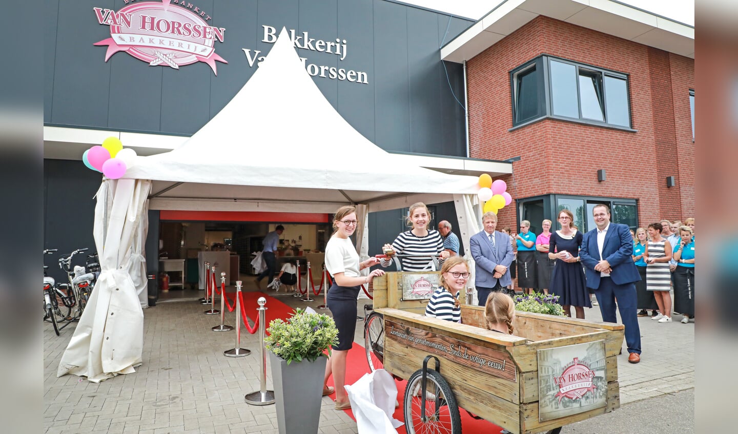 Opening Bakkerij Van Horssen