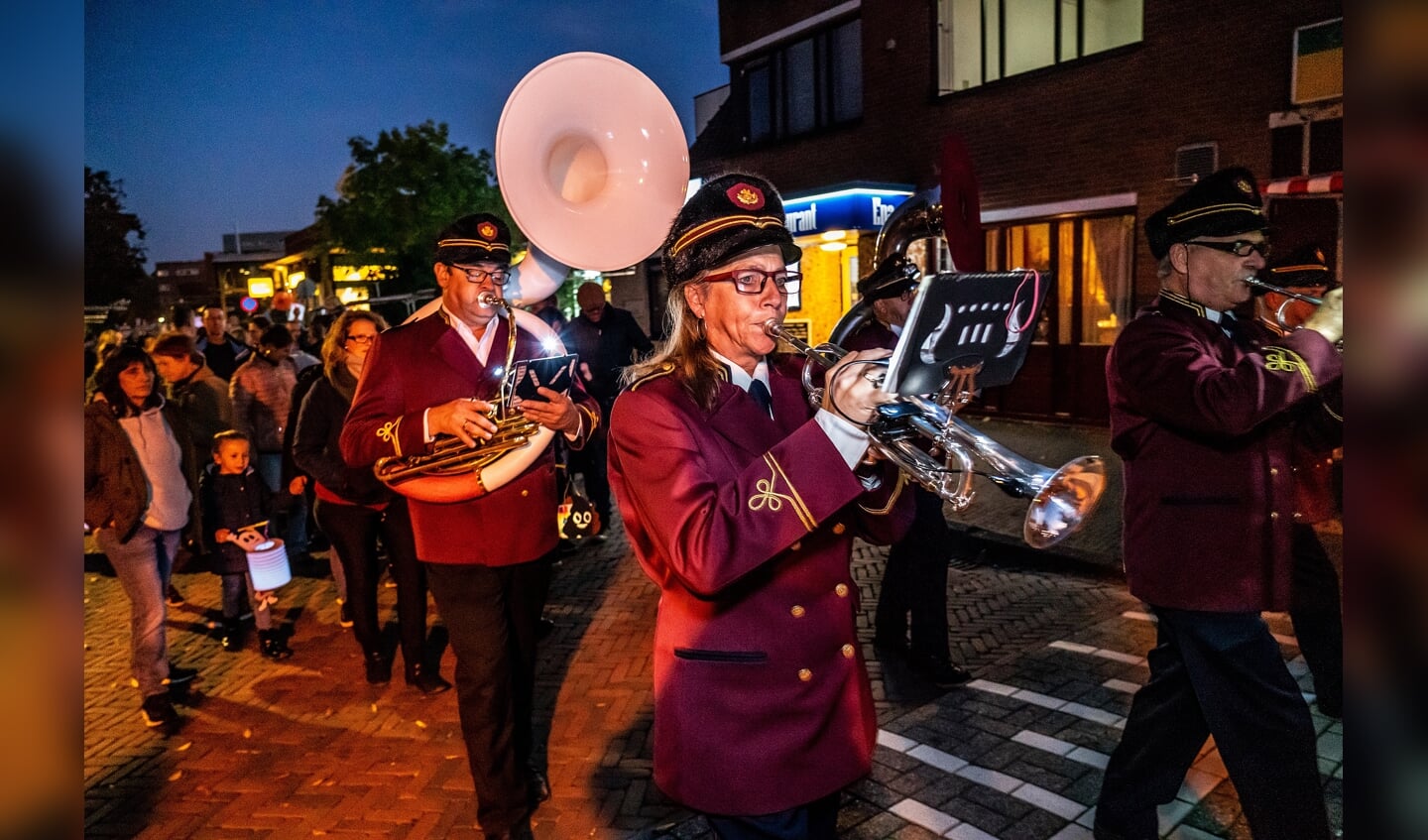 Paardenmarkt Lampionnenoptocht