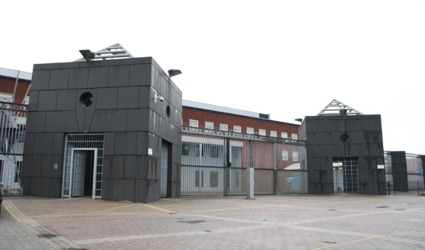 <p>• De Krimpense bajes.</p>