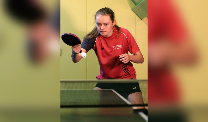 • Sanne de Hoop in volle concentratie.