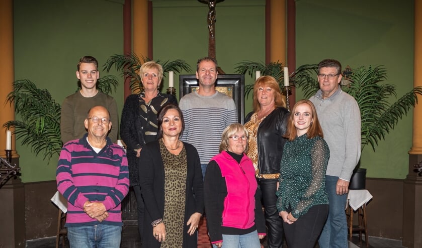 • De commissie Kerstconcert bestaat uit: Anne van Boxtel, Daan van Dijk, Corrie de Leeuw, Erna Verhoeven, Bèr van Rooy, Mari Hooijmans, Ingrid van Berkel, Sjannie van Hooft en Jurgen van der Kammen.