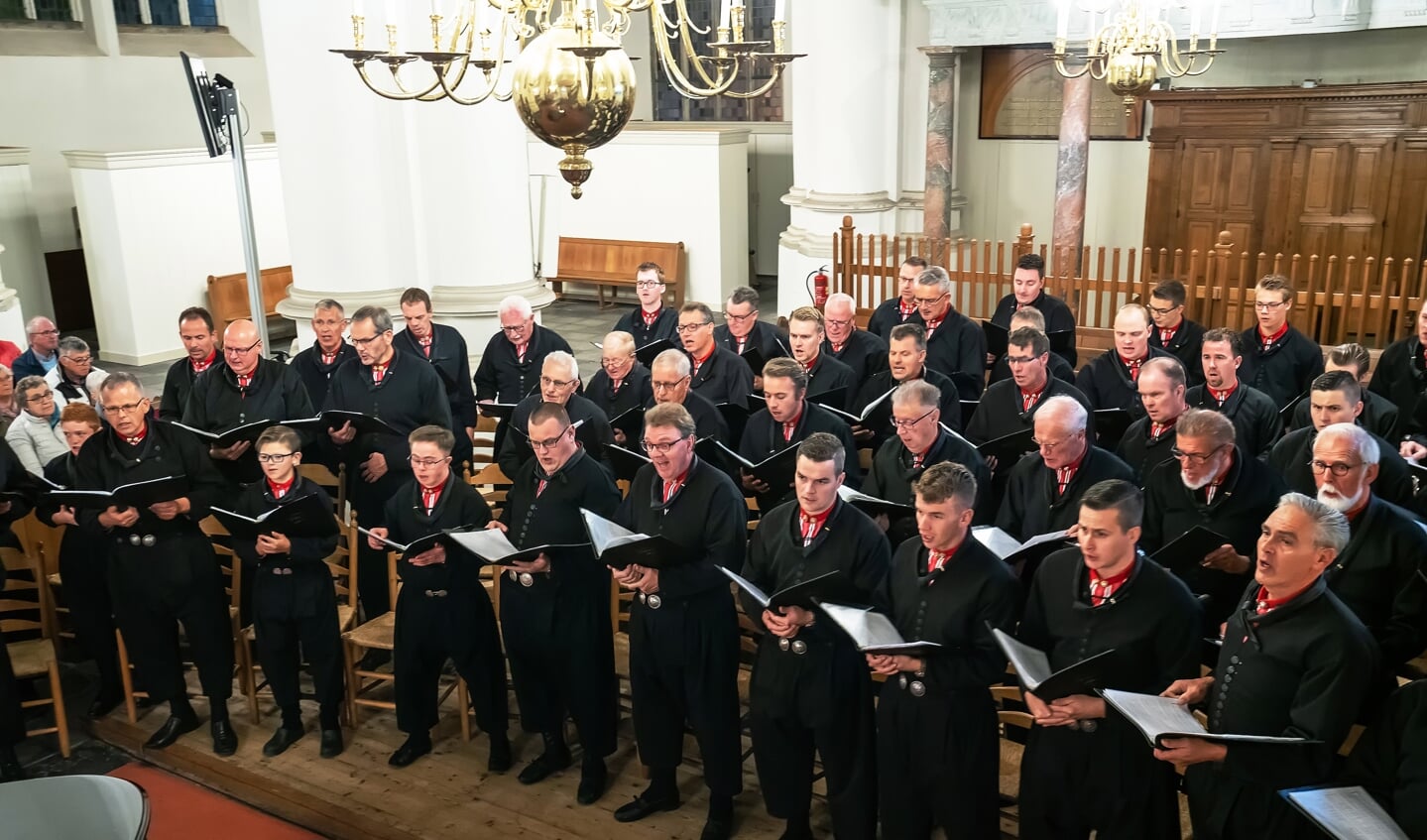 Concert Urker Mannenkoor Hallelujah in Grote Kerk Vianen