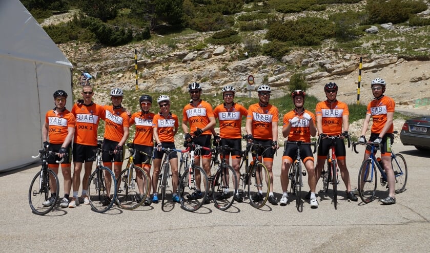 • Team BAB d'HuZes tijdens 'Klimmen tegen MS'.