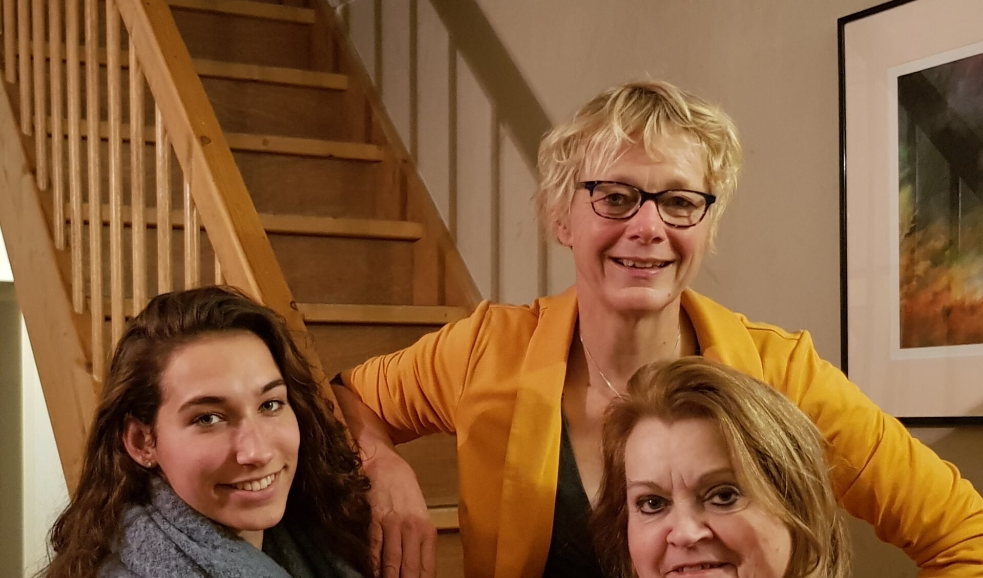 • Lies Bonsang (rechts), Emma Susan van den Berg (links) en Wilma de Moel.