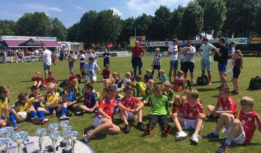 • Om de club draaiende te houden, stelt LRC voortaan verenigingswerk verplicht.
