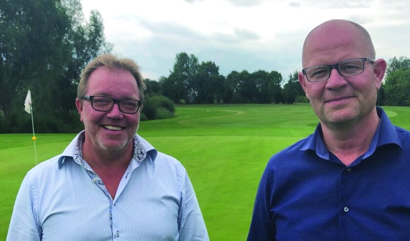 • Hans Schaap (links) en de manager, Joris Slooten (rechts).
