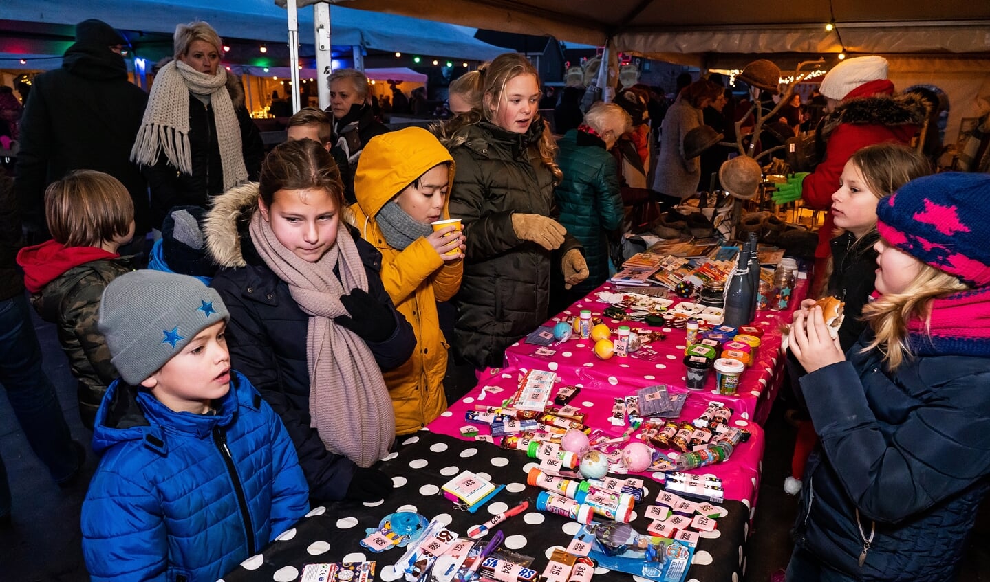 Kerstmarkt op de Maatgraaf in Hagestein