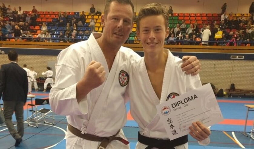 Jorian Verwoert samen met zijn trainingspartner en zijn vader Johan. (Foto: Hans v.d. Hatert)