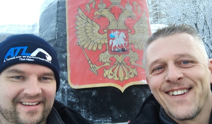 • Arnold (links) en Barry in Moermansk.