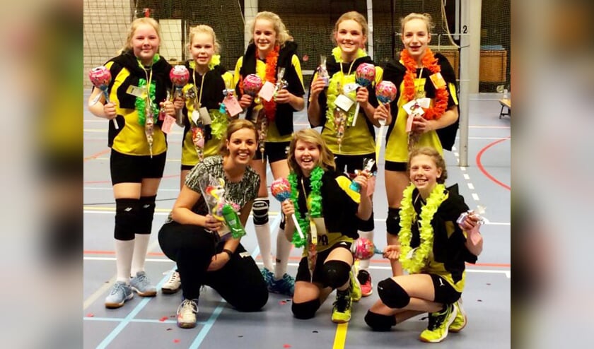 • Meiden C1 van Volley Meerkerk'95 is kampioen.