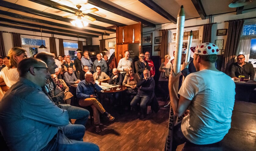 Wielercafé in de Lexmondse Gouden Leeuw met Fabio Jacobsen