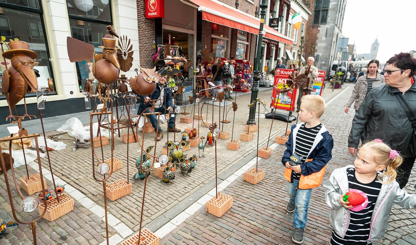 Braderie en Kunstmarkt op Viaanse Voorstraat
