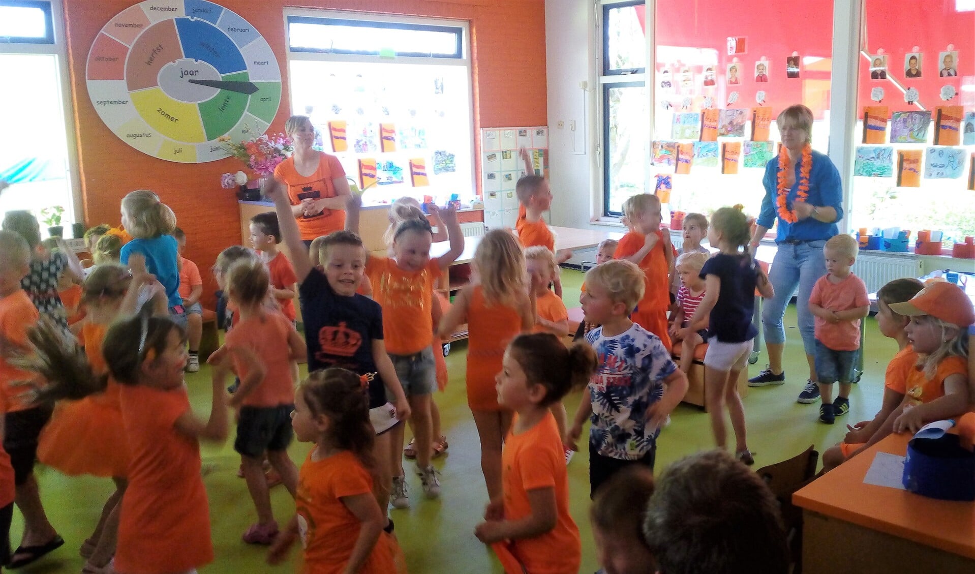 dansen op liedje 'Fitlala'