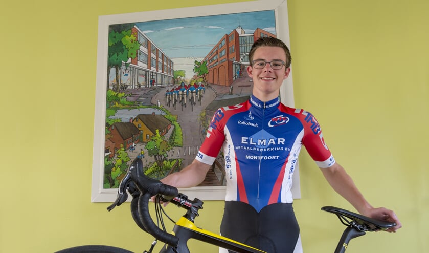 • Daan Brouwer voor het bijzondere schilderij.