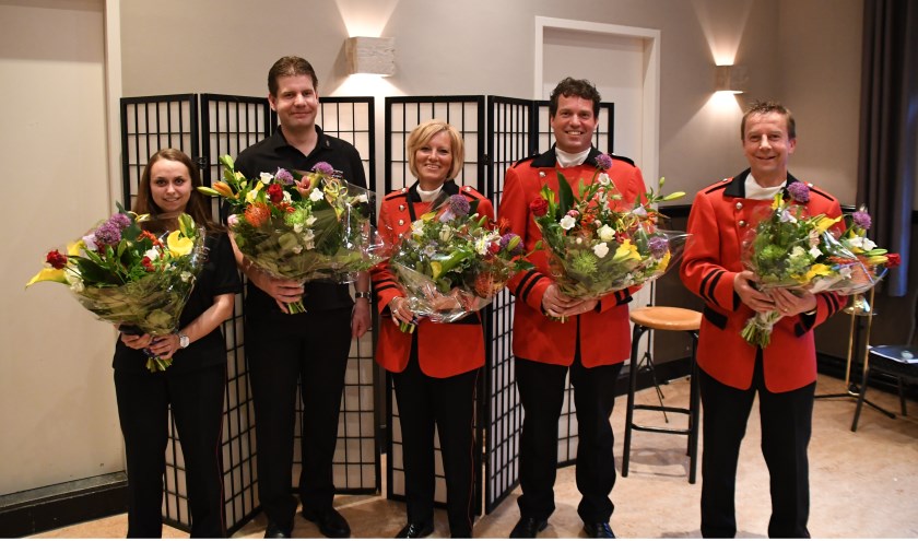 • V.l.n.r: Mieke van Boxtel, Jan van Oers, Willemien van Dijk, Marc van Oers en Tonny van Lent.