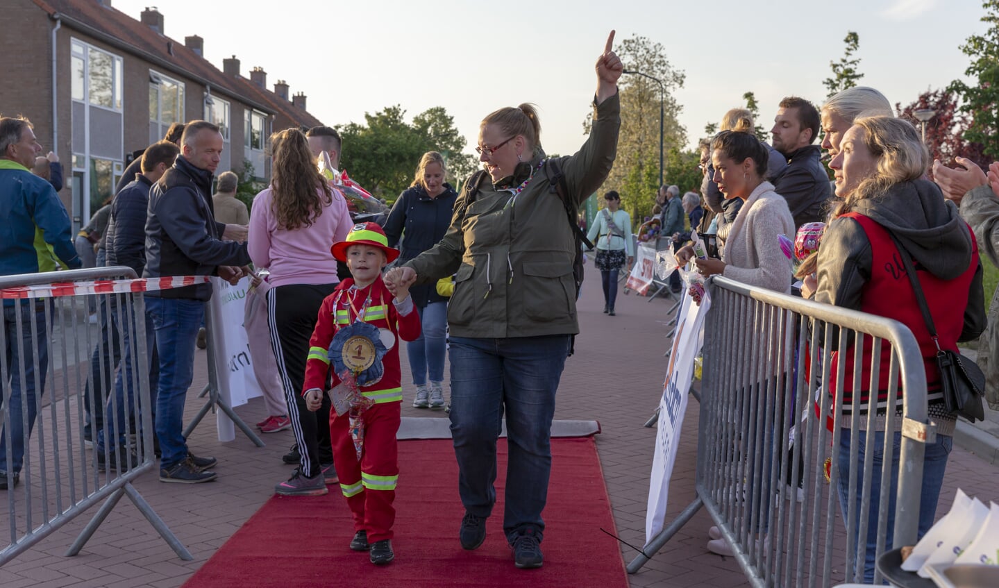 • Archieffoto van avondvierdaagse in Giessen.