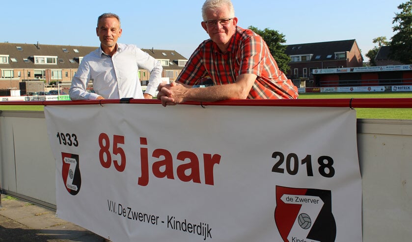 • Ab van Driel en Cok de Jonge, drijvende krachten achter de festiviteiten.