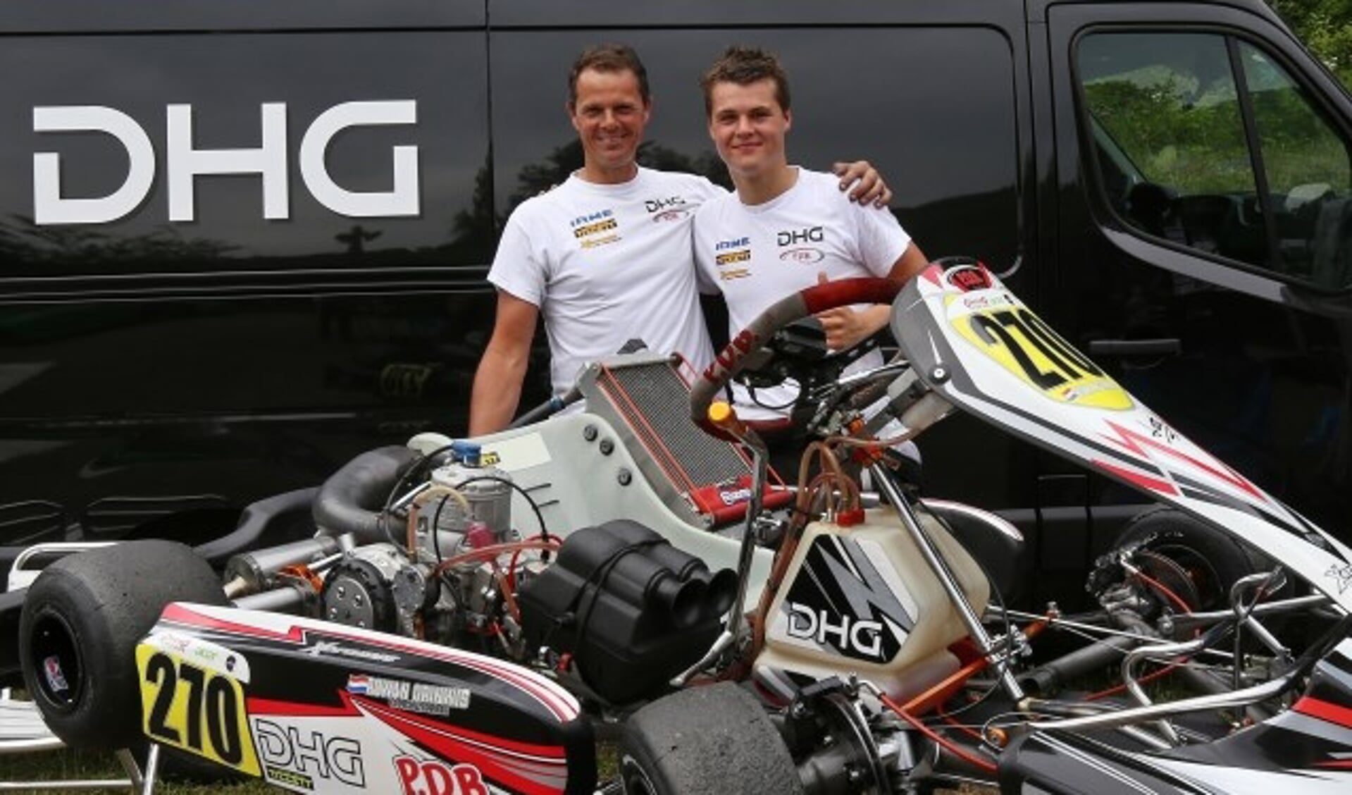 Rowan Grinwis (rechts) met zijn vader en monteur Marco Grinwis. (Foto: PR)