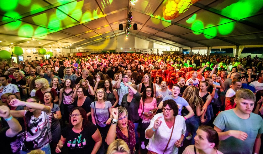 <p>• Muziekfeest Lekkerkerk, editie 2019..</p>
