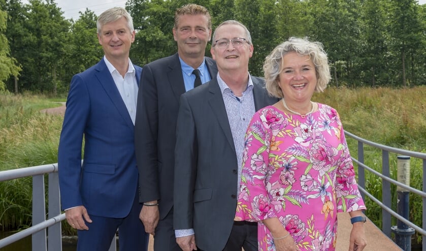 • Kirsten Jaarsma met haar drie collega-wethouders Anthon Timm, John Janson en Arjan Neeleman.