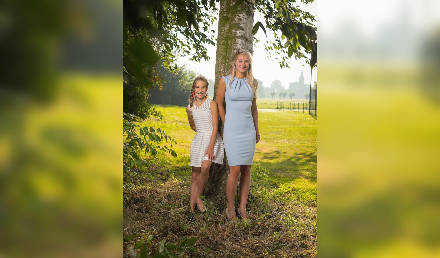 • Lydia Bikker en Roosmarijn Koekkoek.