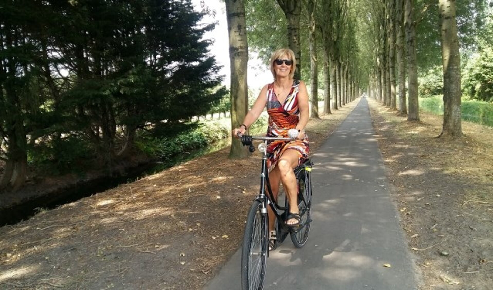 Zijdewetering-Noord (achter de sportvelden): heerlijk om te wandelen of fietsen. (Foto: Karin Doornbos)