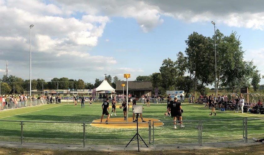 • Het veld werd zaterdag geopend.
