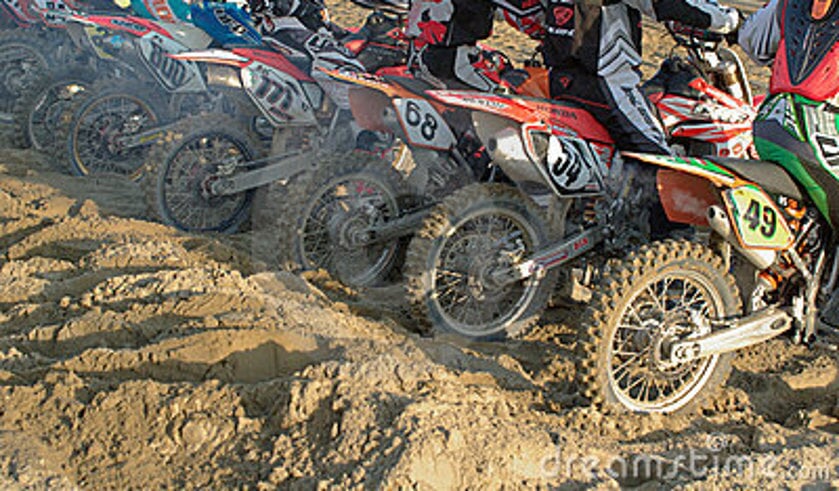 • MCC Geldermalsen organiseert een weekend vol motorcross.