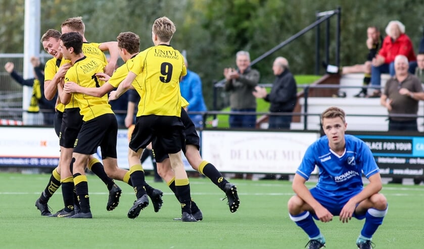 • SV Meerkerk - VVAC (1-0).