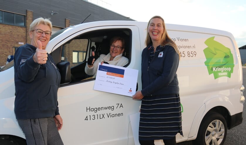 • V.l.n.r. Mirjam van Grinsven, Tieneke van Putten en Petra de Jong.