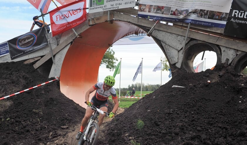 • Ron Timmer was wederom een klasse apart bij de Masters.