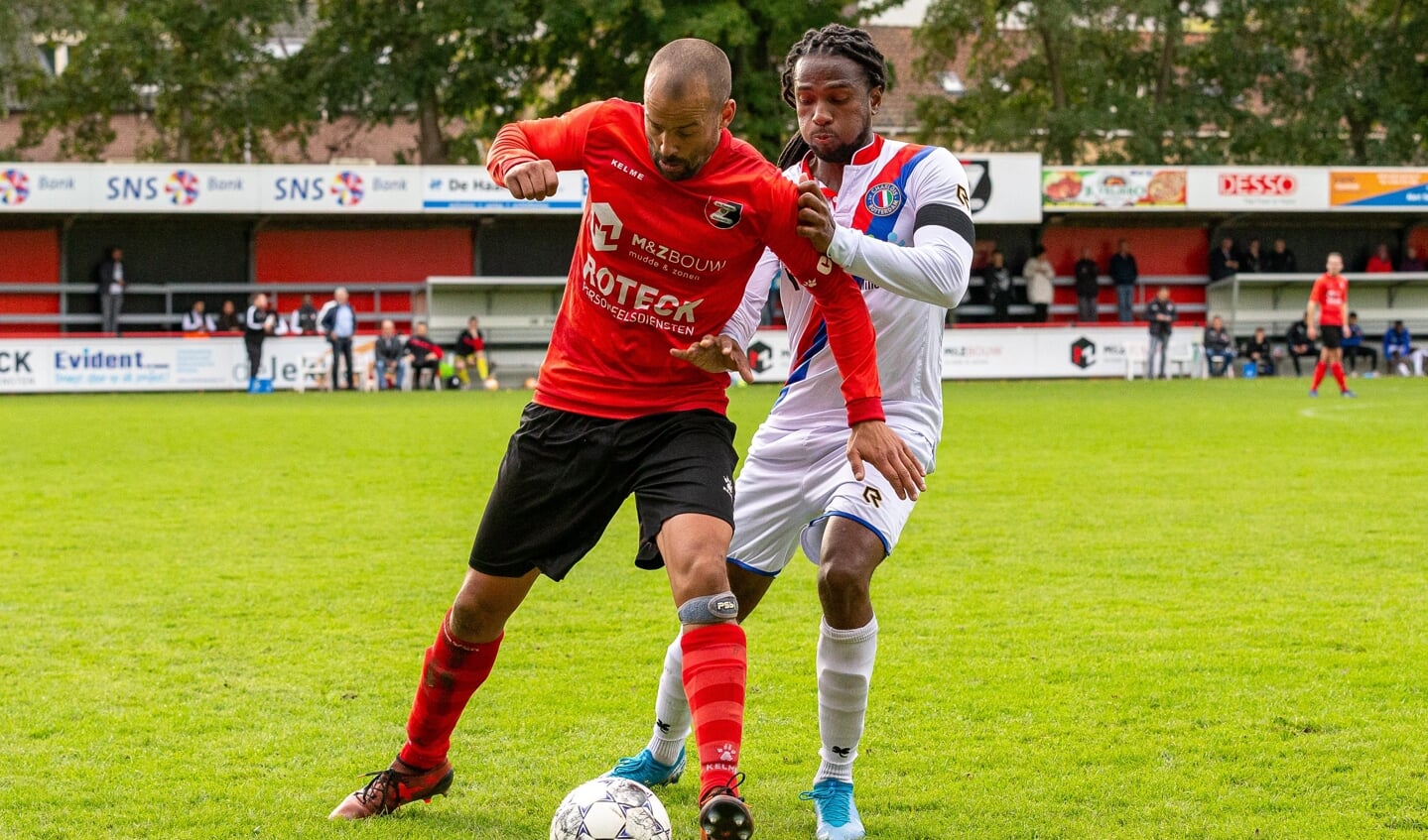 De Zwerver - SV Charlois (1-1).
