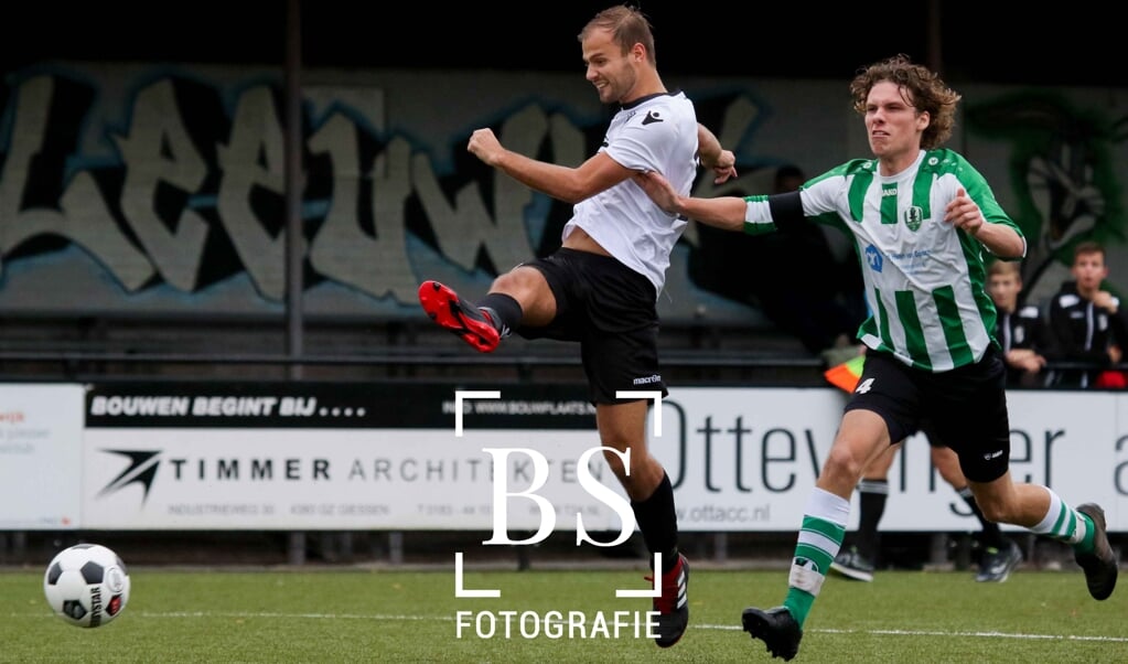 • Sleeuwijk - Tricht (1-1).